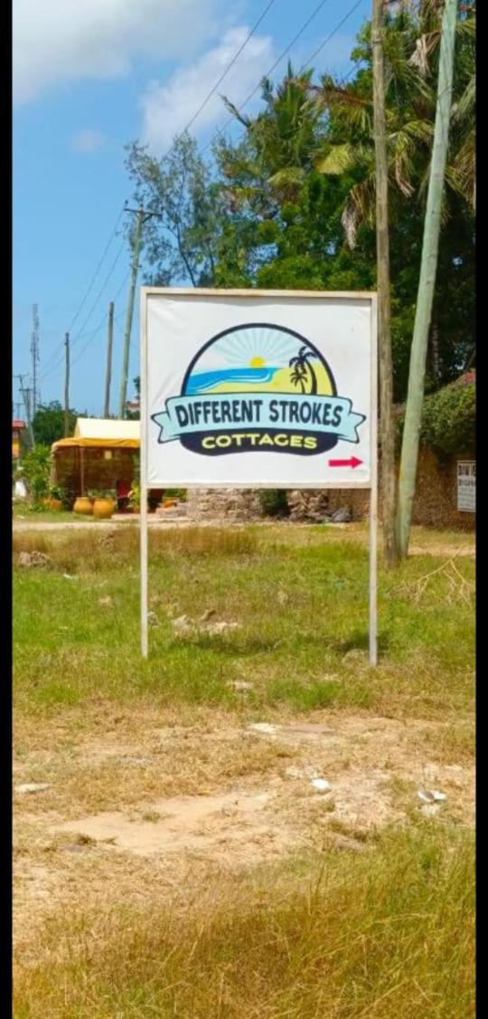 Different Strokes Cottage Ukunda Exterior photo